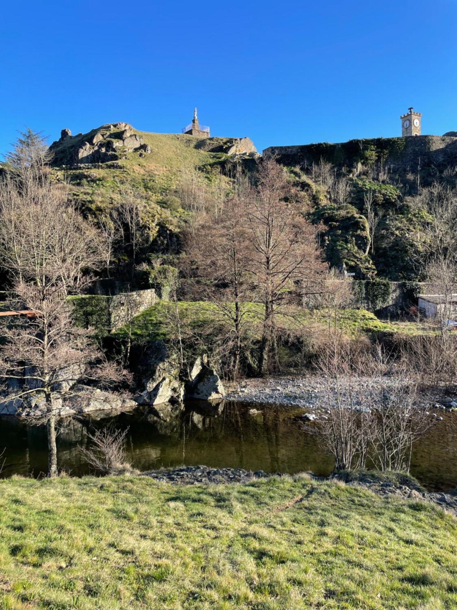 Gite De La Cigale Burzet Exterior foto