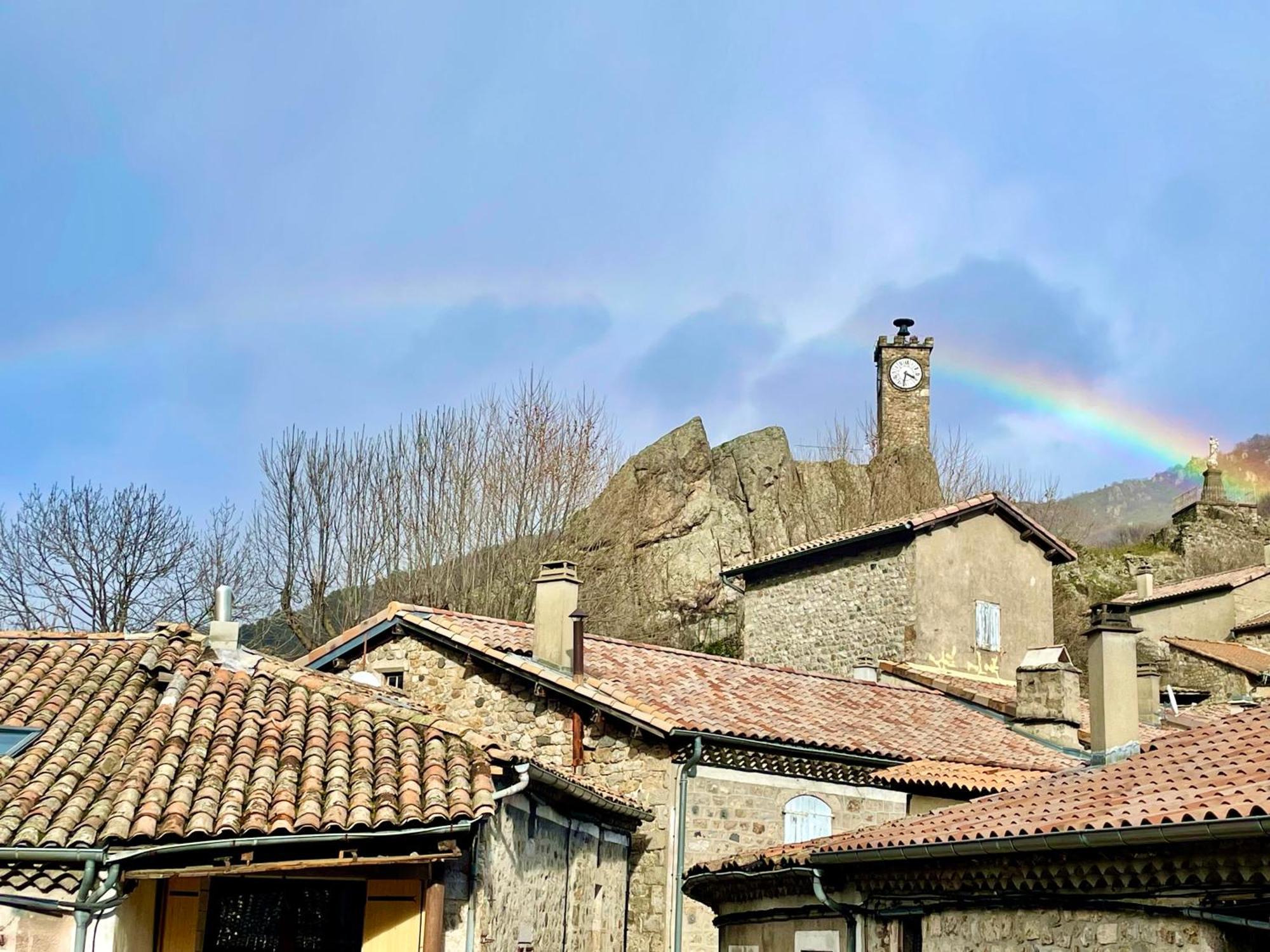 Gite De La Cigale Burzet Exterior foto